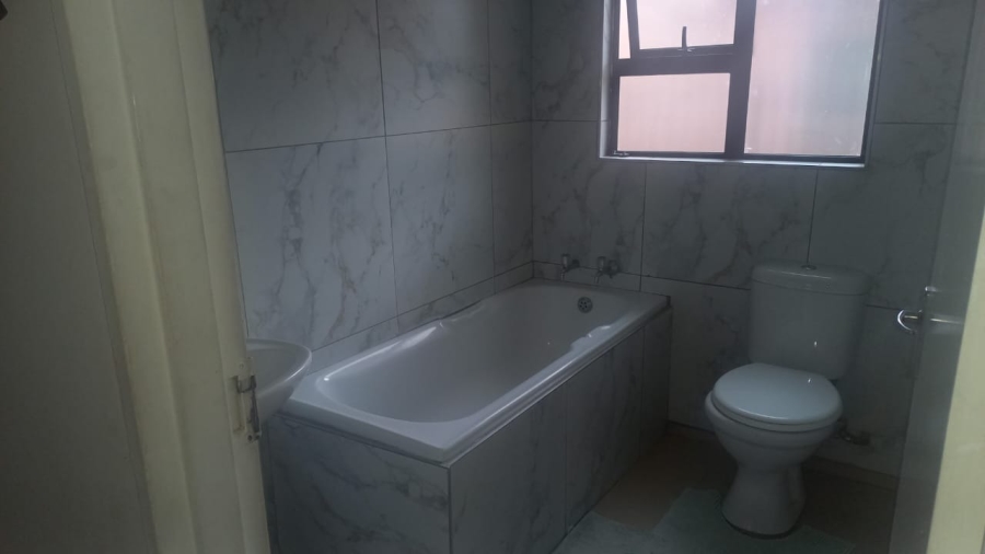 To Let 3 Bedroom Property for Rent in Grasslands Free State